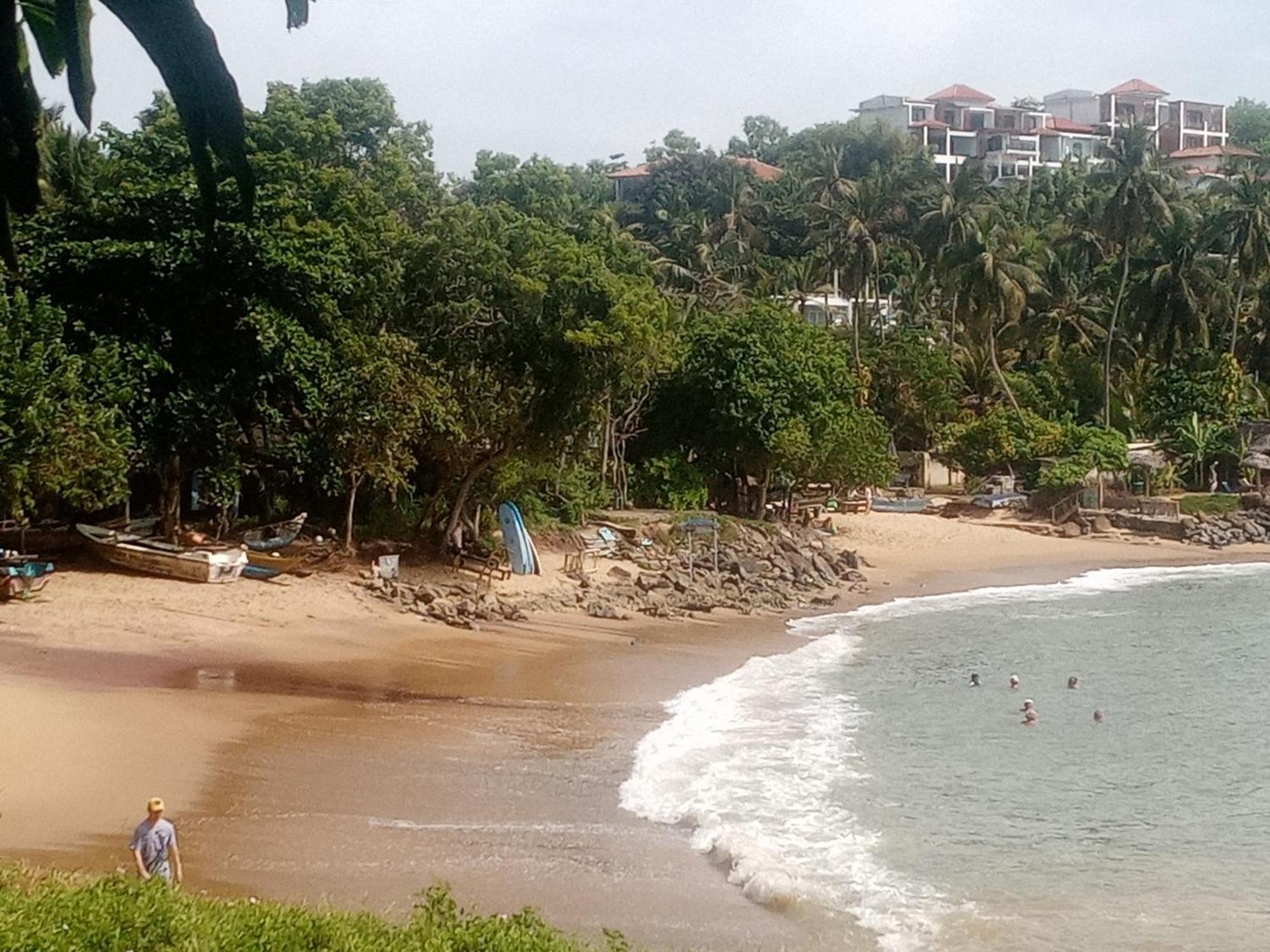 Surf Paradise 2 Unakuruwa Exterior photo